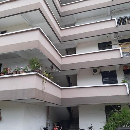 Homestay Idaman Tun Hussein - Harga Untuk 1 Rumah ,1 Bilik ,1 Bilik Air 4 Single Bed - Not Sharing Perai Extérieur photo
