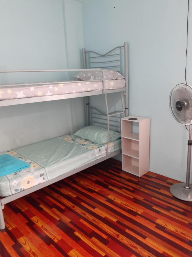 Homestay Idaman Tun Hussein - Harga Untuk 1 Rumah ,1 Bilik ,1 Bilik Air 4 Single Bed - Not Sharing Perai Extérieur photo