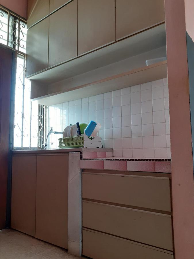 Homestay Idaman Tun Hussein - Harga Untuk 1 Rumah ,1 Bilik ,1 Bilik Air 4 Single Bed - Not Sharing Perai Extérieur photo