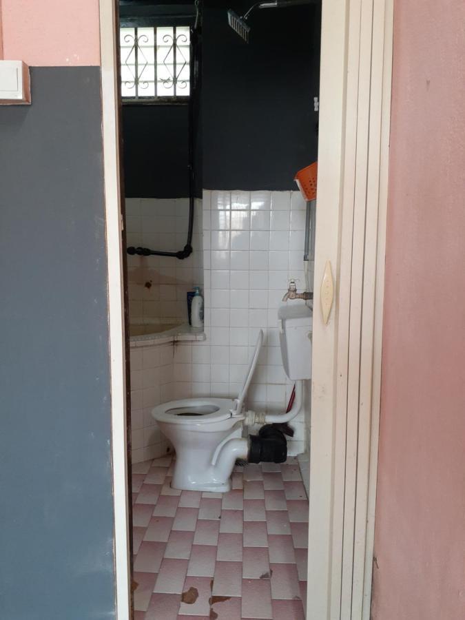 Homestay Idaman Tun Hussein - Harga Untuk 1 Rumah ,1 Bilik ,1 Bilik Air 4 Single Bed - Not Sharing Perai Extérieur photo